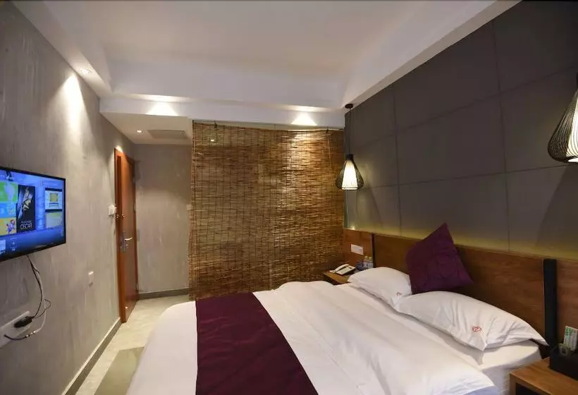 Holland Boutique Inn