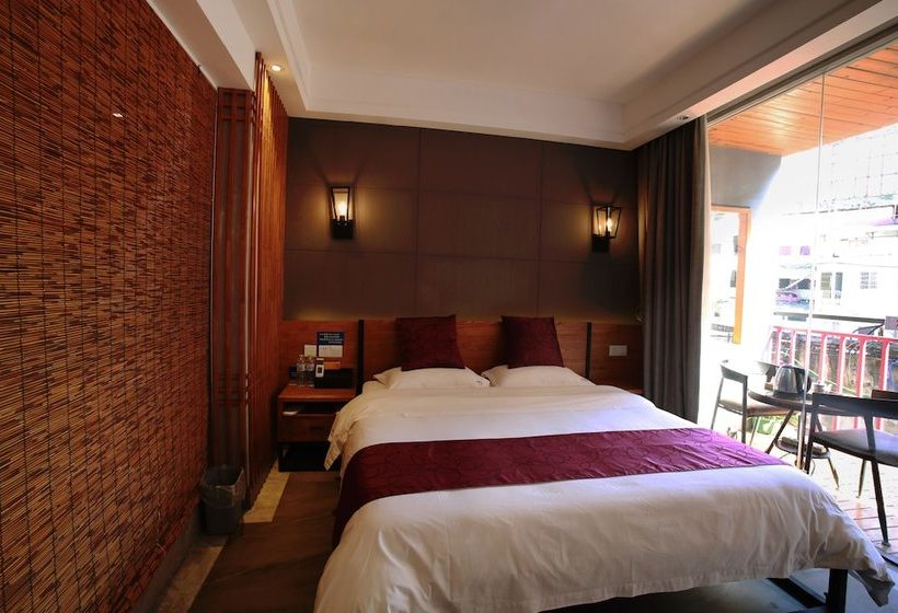 Holland Boutique Inn