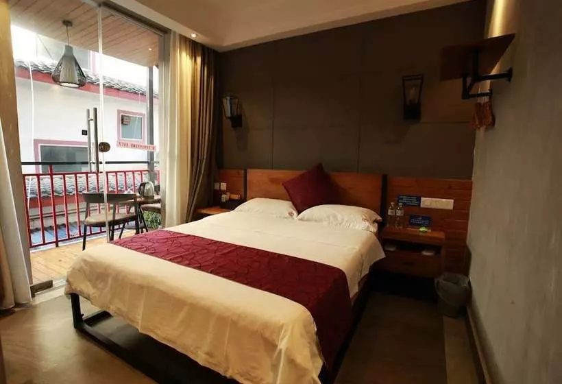 Holland Boutique Inn