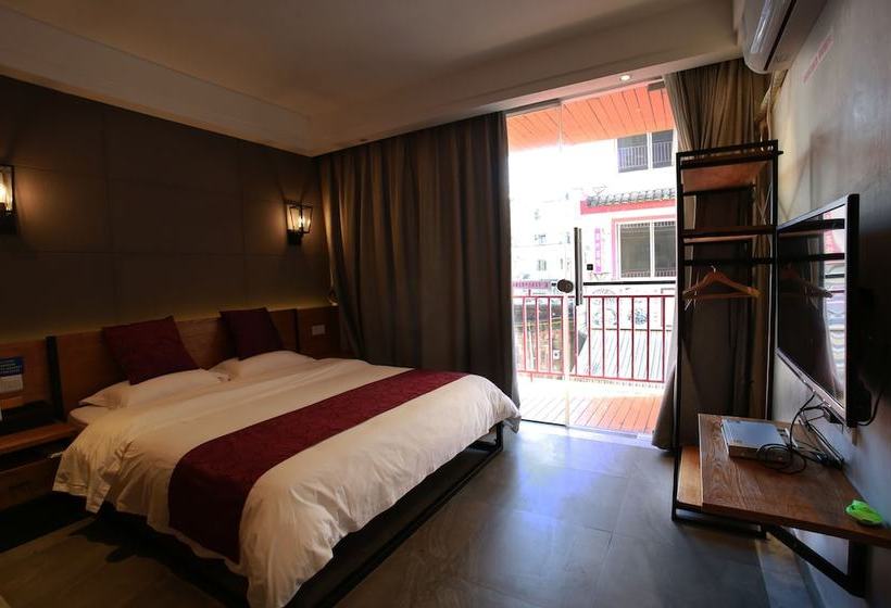 Holland Boutique Inn