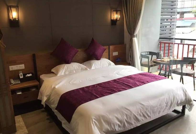 Holland Boutique Inn