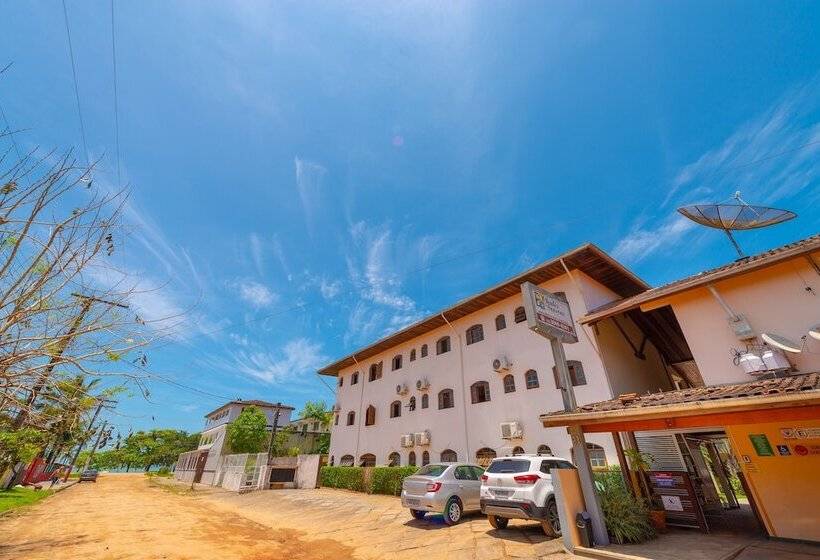 هتل Chales Four Seasons