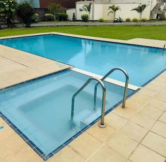 ホテル Beach Front By Kay Jay