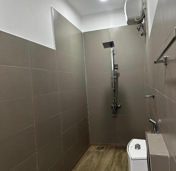 فندق Beach Front By Kay Jay