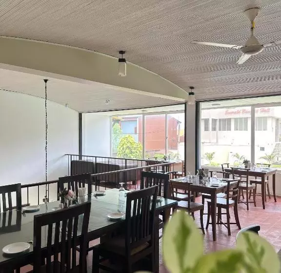 ホテル Beach Front By Kay Jay