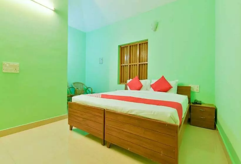 ホテル Rithu Beach Villa