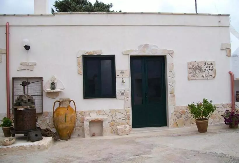 هتل روستایی Agriturismo I Trulli Di Zio Dino