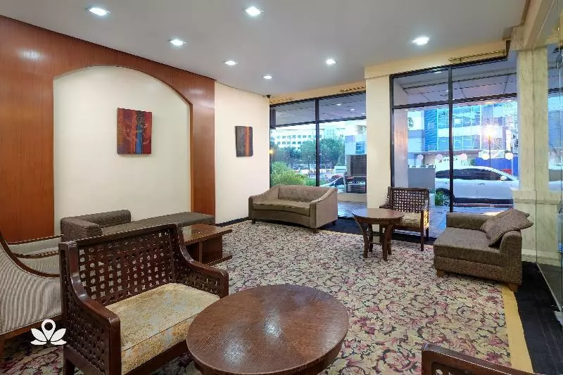هاستل Zen Rooms Woodridge Mckinley Bgc