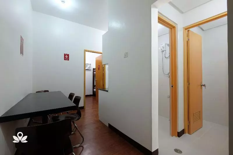 هاستل Zen Rooms Woodridge Mckinley Bgc