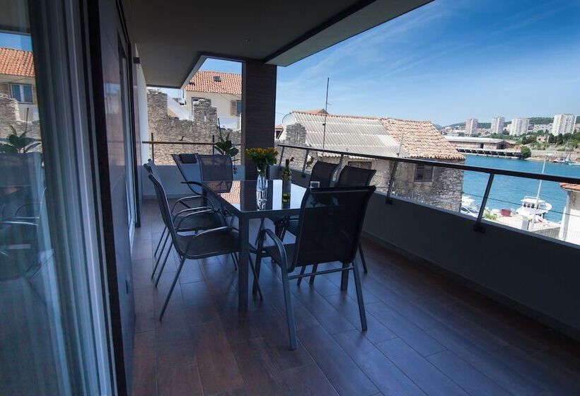 Bašić Mansion Mandalina