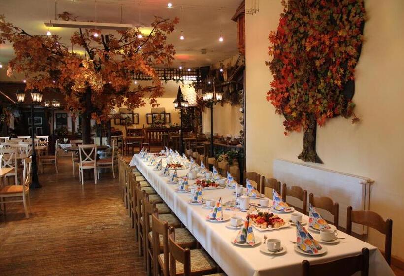 Digitales Event & Hochzeitshotel Zum Grünen Baum