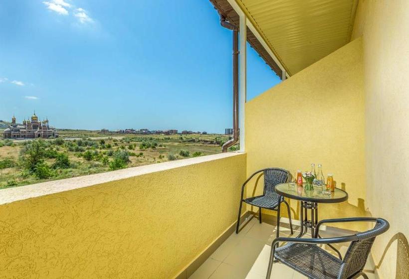 בית מלון כפרי Imperial Sun