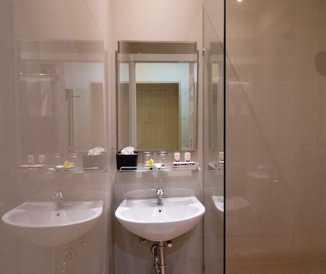 בית מלון כפרי The Xotic Bali