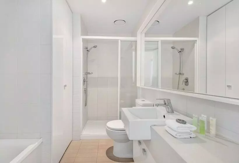 Mj Shortstay Whiteman St Apartments