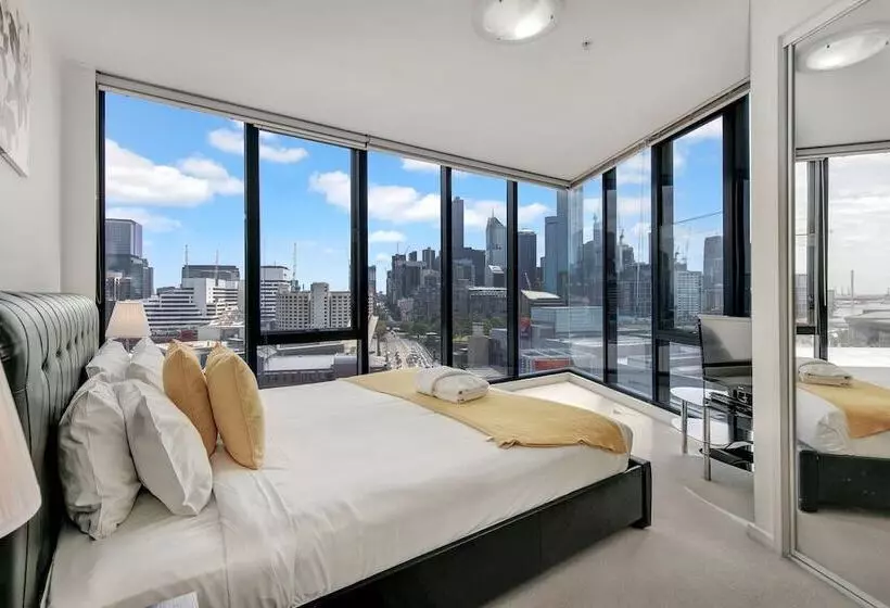 Mj Shortstay Whiteman St Apartments