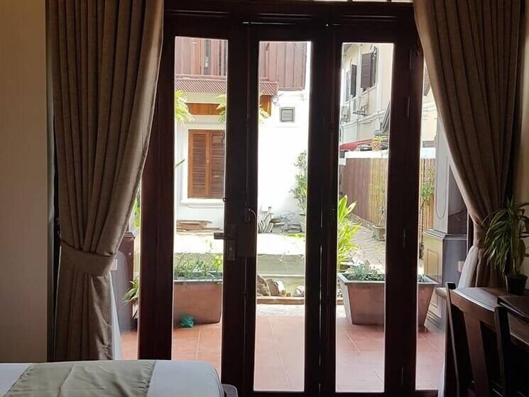 پانسیون Akira Heritage