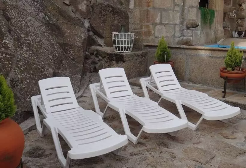 ペンション Casa Do Abade   Solar De Goujoim