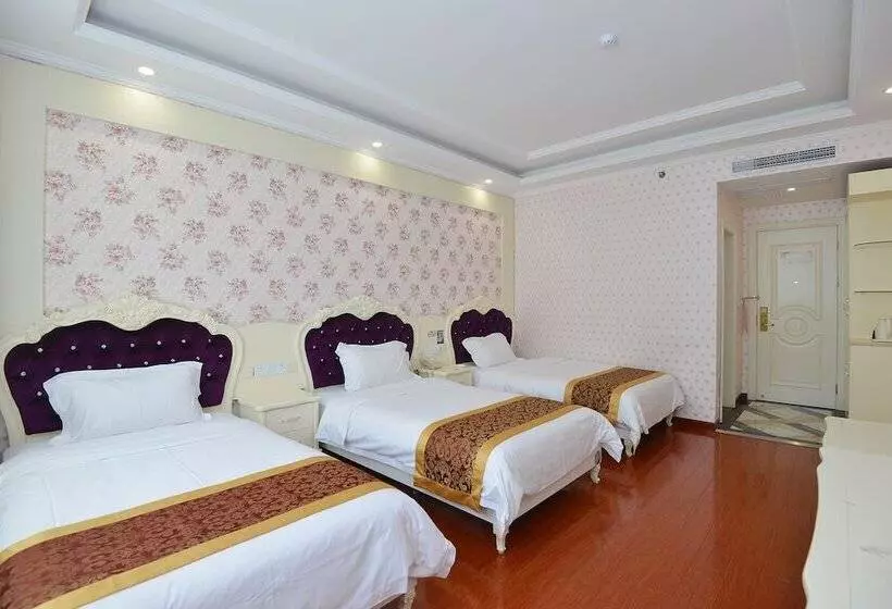 پانسیون Shanghai Qihang