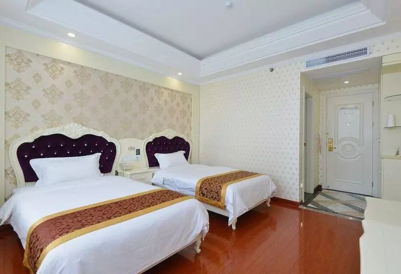 پانسیون Shanghai Qihang