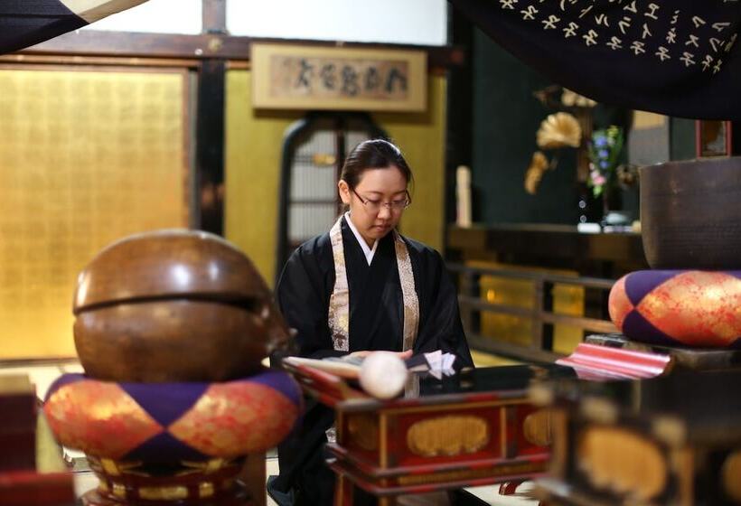 پانسیون Temple Hotel Takayama Zenkoji