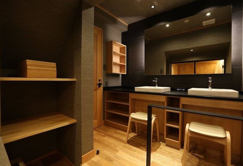 پانسیون Temple Hotel Takayama Zenkoji