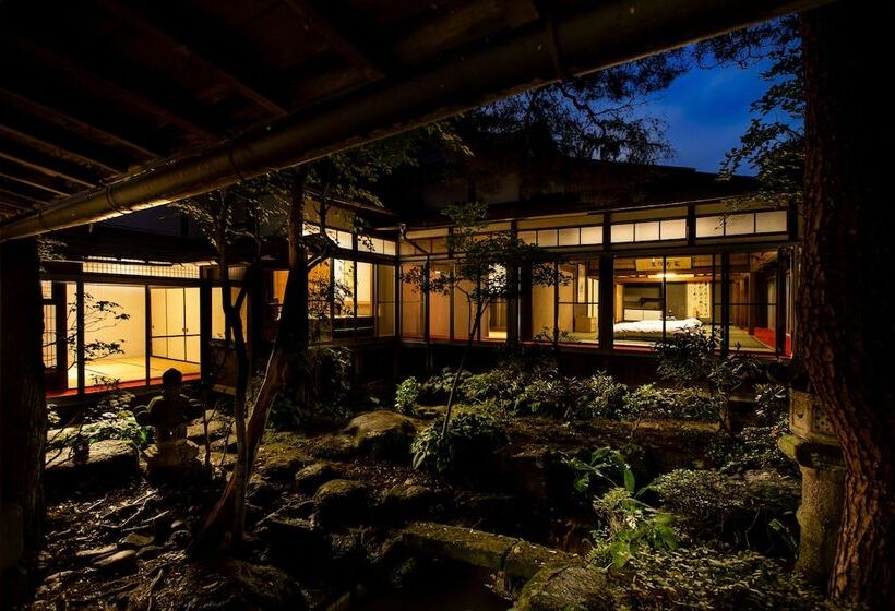 پانسیون Temple Hotel Takayama Zenkoji