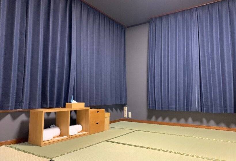 پانسیون Temple Hotel Takayama Zenkoji