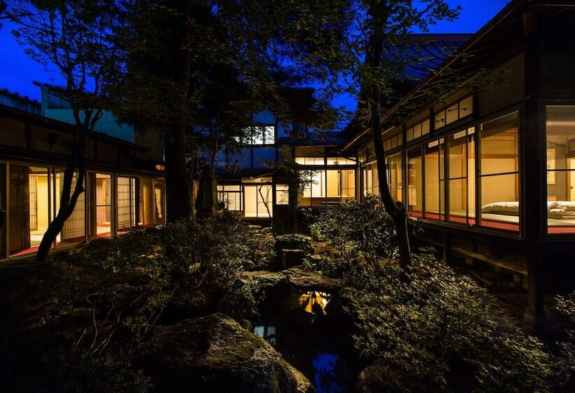 پانسیون Temple Hotel Takayama Zenkoji