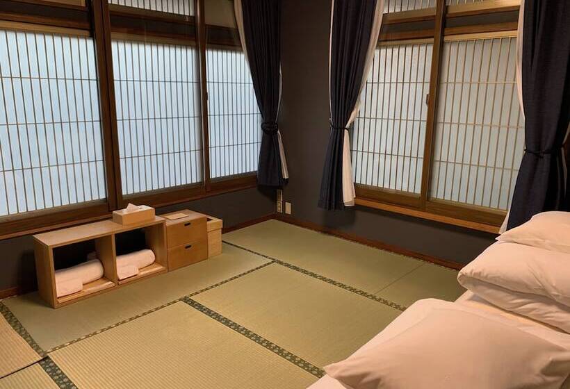 پانسیون Temple Hotel Takayama Zenkoji