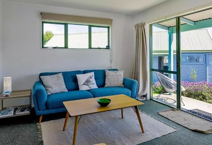 Portobello Boutique Motel