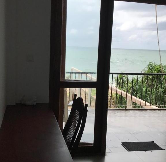 White Sand Villa   Beach Front