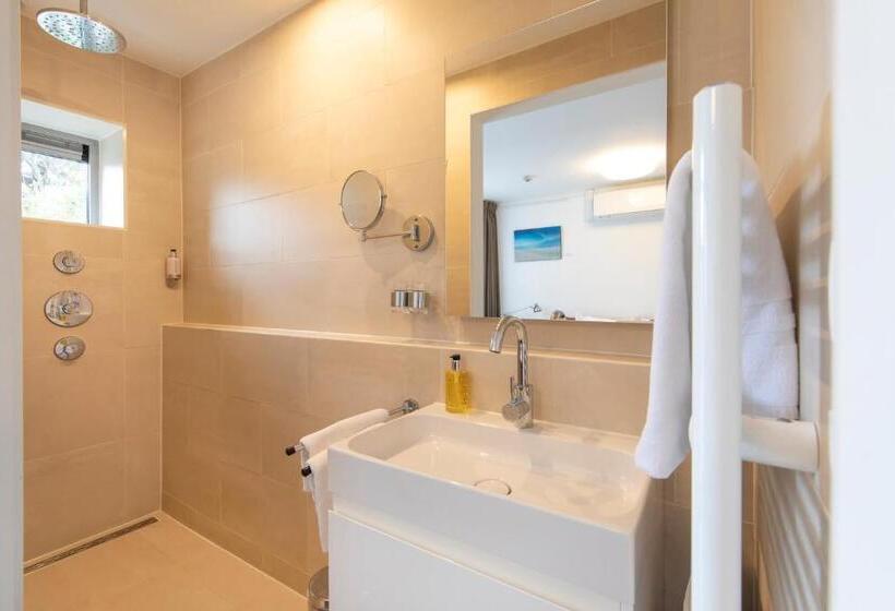 فندق La Rosa Amsterdam Beach