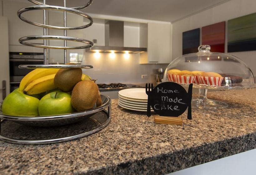 فندق La Rosa Amsterdam Beach