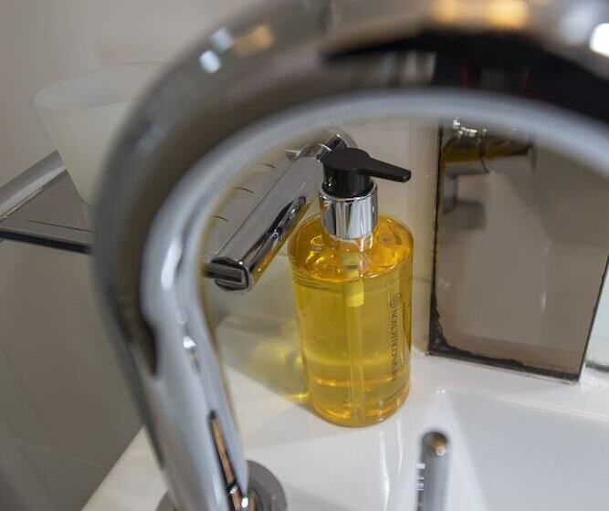 فندق La Rosa Amsterdam Beach