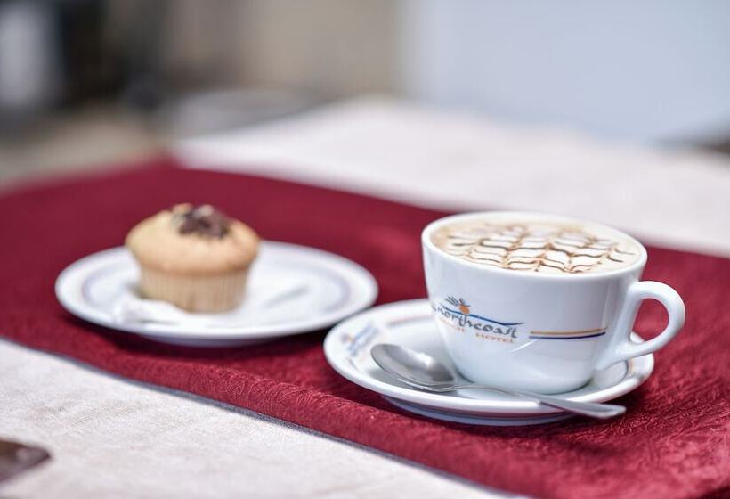 هتل North Coast Beach