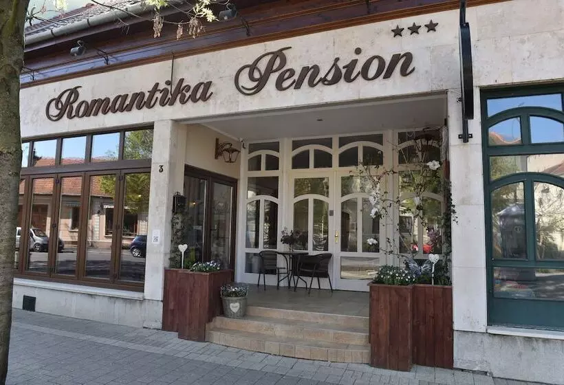 ペンション Guest House Romantika Panzio