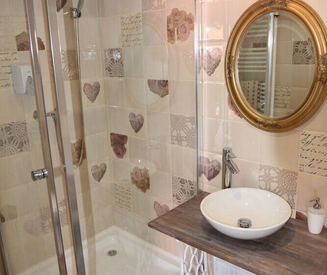 بنسيون Guest House Romantika Panzio