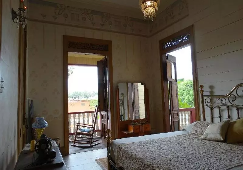 A 2 Tiempos Ays Bed And Breakfast