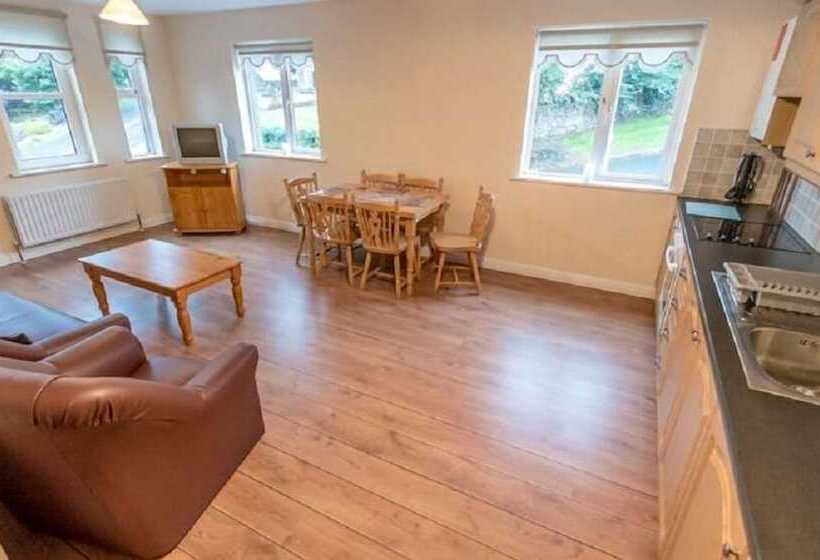 An Sean Ostan Apartments