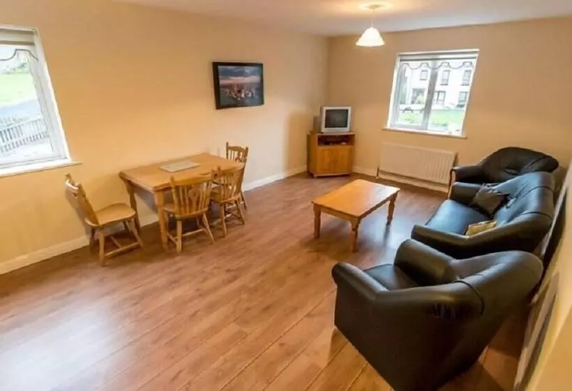 An Sean Ostan Apartments