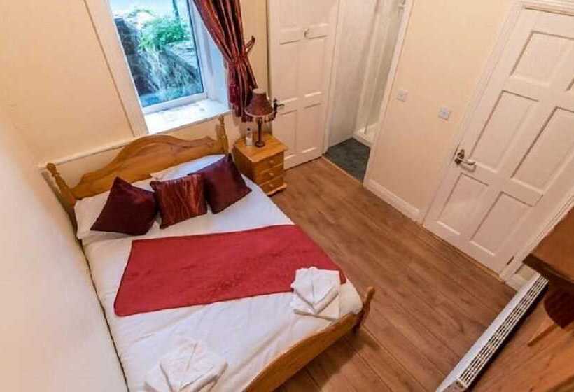 An Sean Ostan Apartments