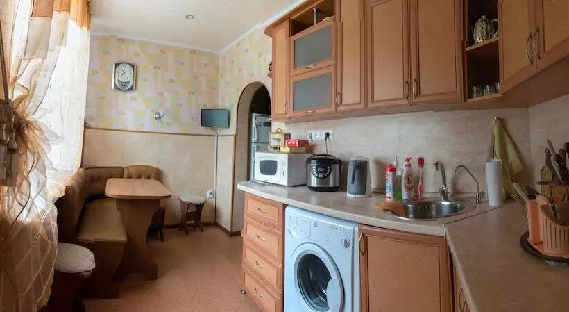 Guest House Seven Nights   Hostel