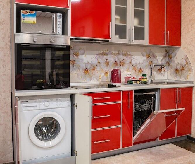 Guest House Seven Nights   Hostel