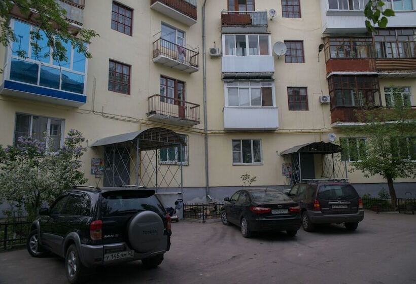 Guest House Seven Nights   Hostel