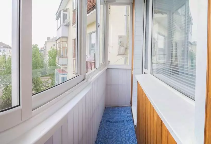 Guest House Seven Nights   Hostel