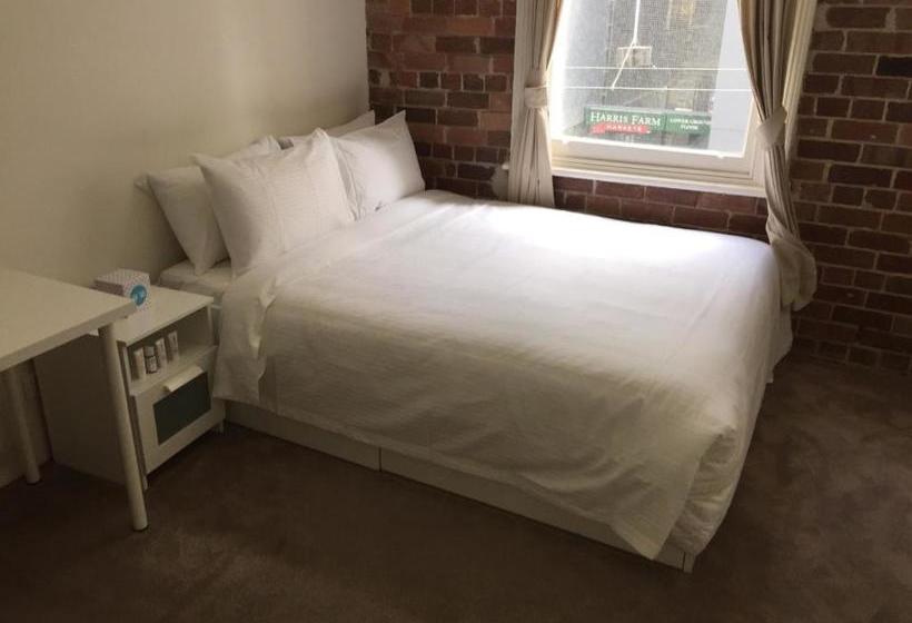 Hotel Astoria Space Pop Up