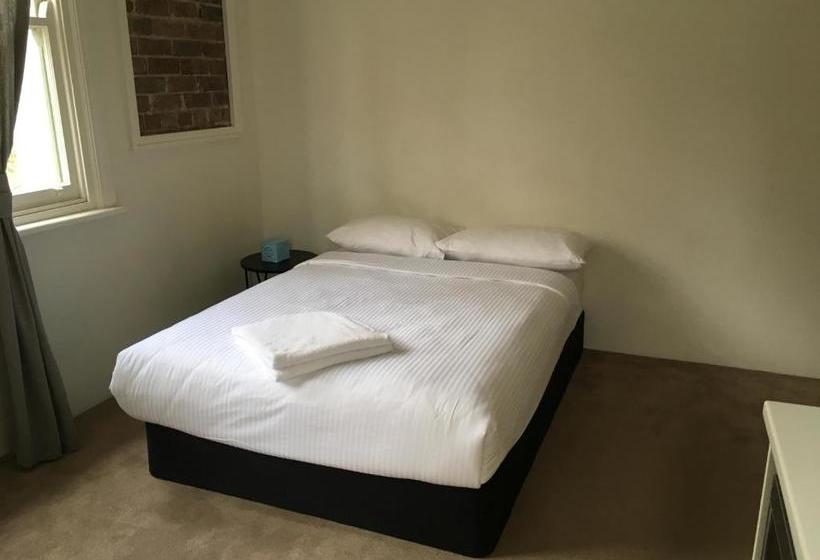 Hotel Astoria Space Pop Up