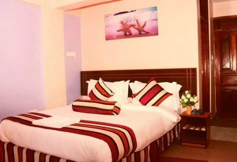 هتل Eleon Inn