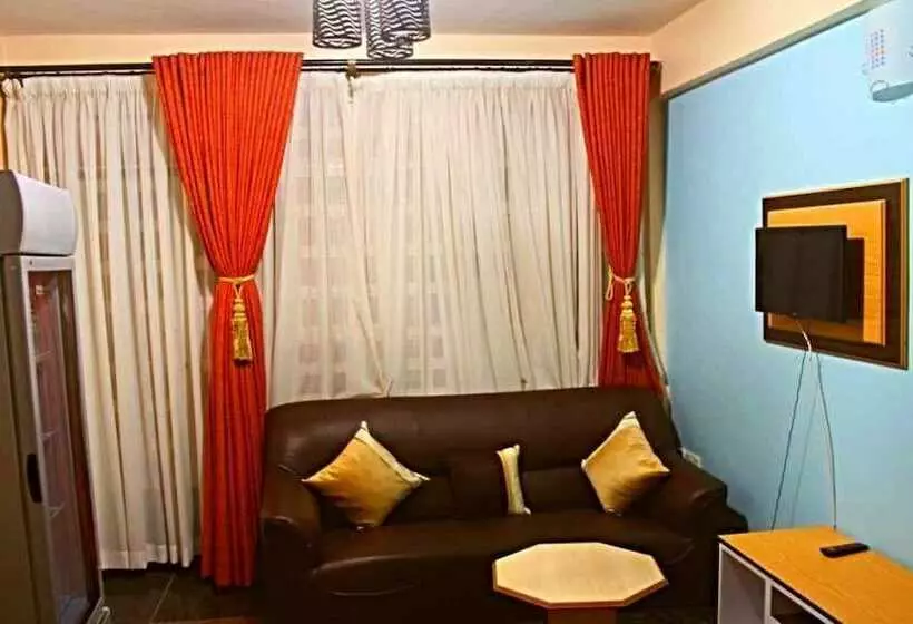 هتل Eleon Inn