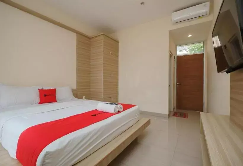 هتل Reddoorz Syariah Plus @ Wisma Bougenville Karawaci